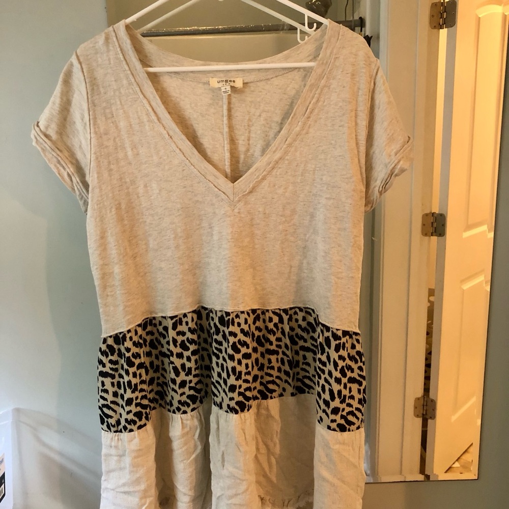 Umgee Oatmeal Animal Print Short Sleeve Cotton Fringe Hem Coastal Mini Dress M